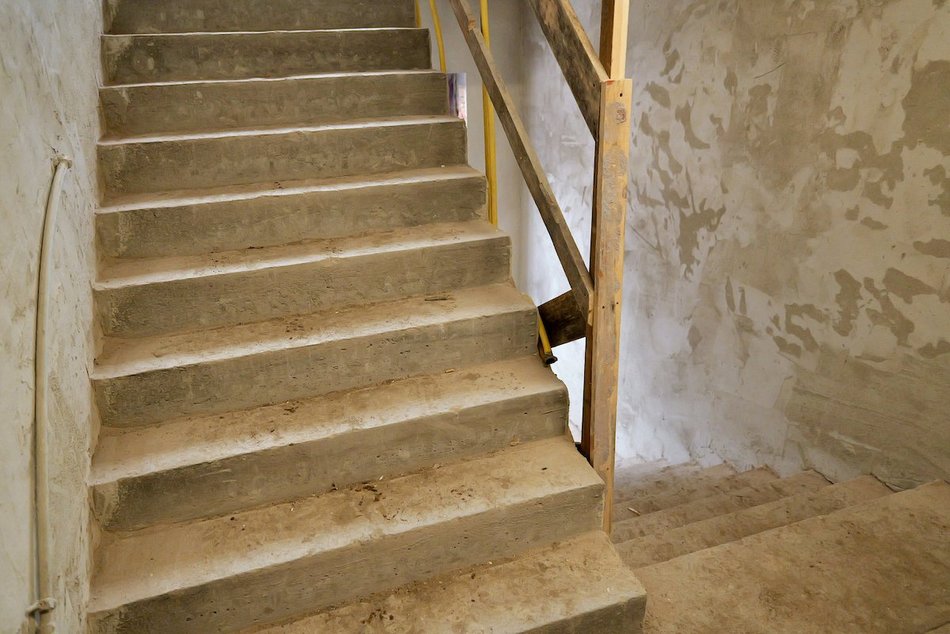 Łódź. Metamorfoza ruiny przy Włókienniczej