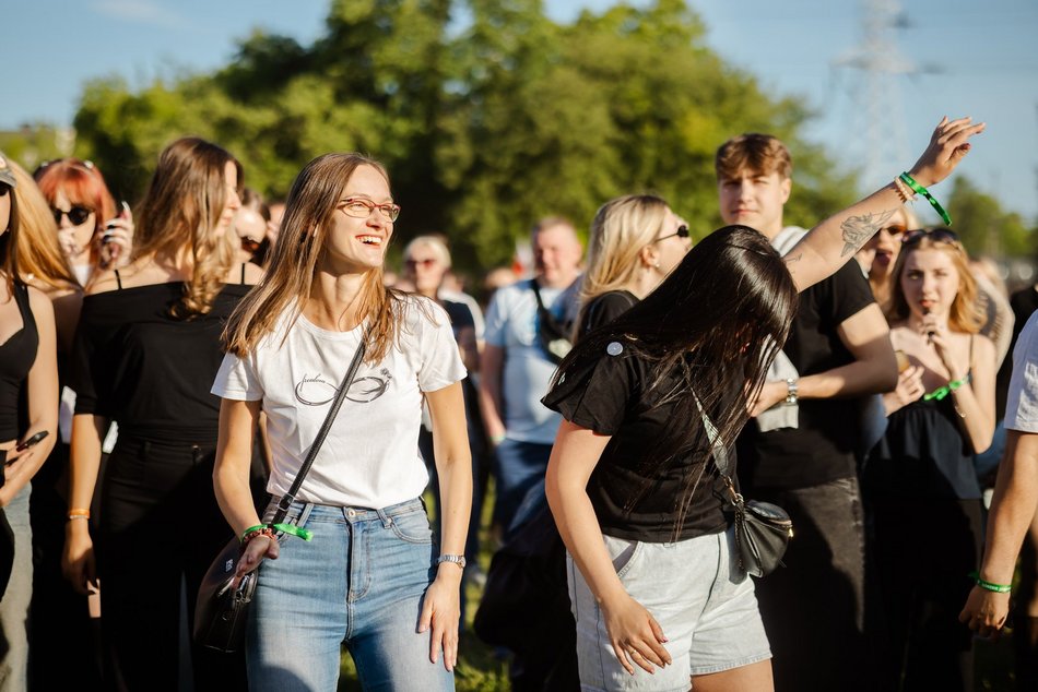 Łódź. Tłumy na Juwenaliach 2026 w Łodzi. Byłeś/aś pierwszego dnia? Znajdź się na zdjęciach!