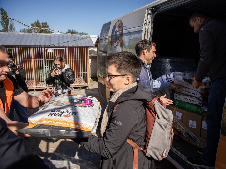 Łódź. Karma dla schroniska w Łodzi