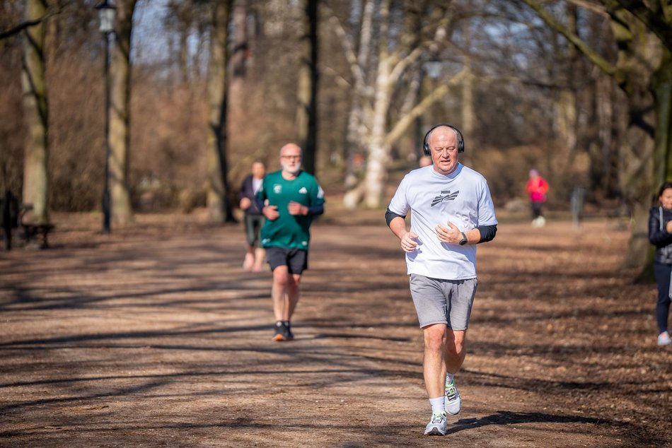Łódź. Parkrun w Parku Poniatowskiego w Łodzi. Brałeś udział w biegu? Znajdź się na zdjęciach!