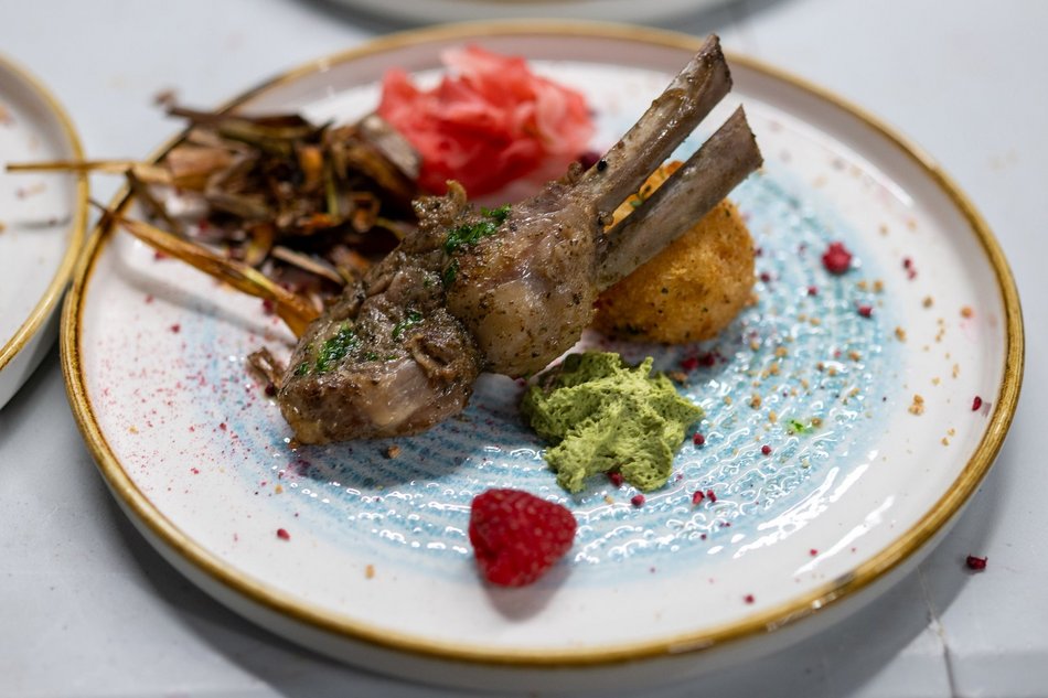 Łódź. Walentynki w Orientarium Zoo Łódź. Przysmaki, koncert na harfie i... zaręczyny