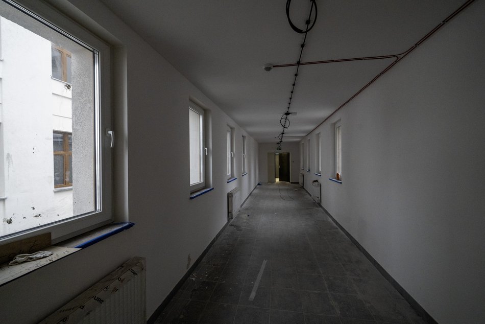 Dawna szkoła przy Pogonowskiego 34 na finiszu remontu