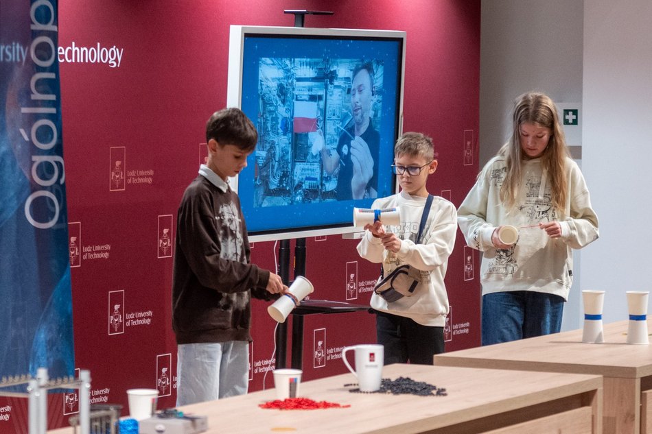 Łódź. Sławosz Uznański-Wiśniewski spotkał się z uczniami