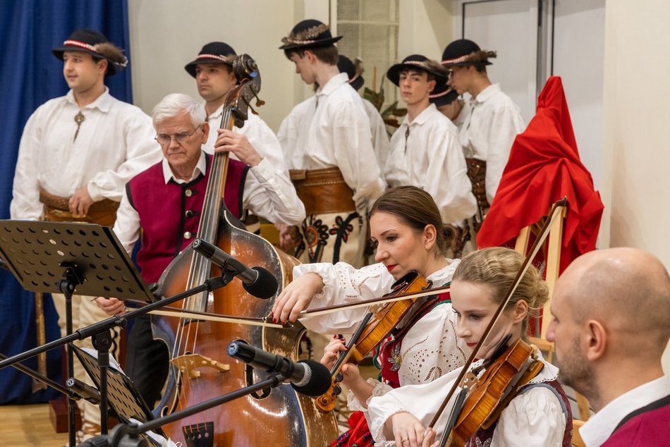 Łódź. XXIII Liceum Ogólnokształcące w Łodzi świętuje 80-lecie. To się nazywa świętowanie!