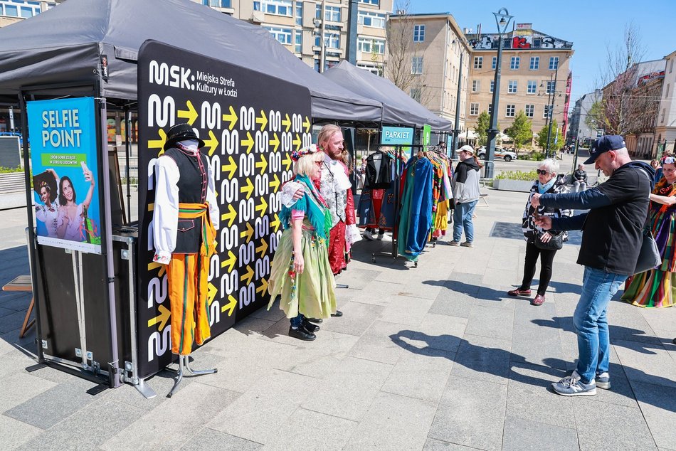 Łódź. Międzynarodowy Dzień Tańca w Łodzi. Pokazy, warsztaty i wspólna potańcówka