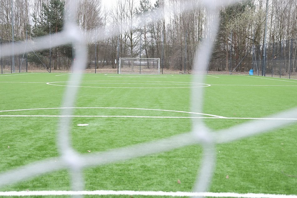 Łódź. Nowe boiska i hale sportowe w Łodzi. Skorzystają z nich uczniowie i... wszyscy Łodzianie