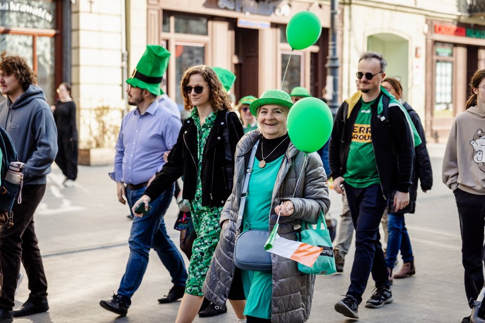 Zielona parada przeszła Piotrkowską! Tłumy świętują z okazji Dnia Świętego Patryka