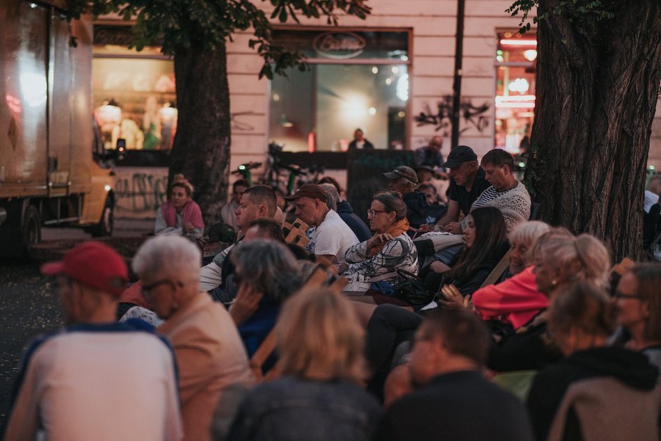 Łódź. Piotrkowska Kameralnie. Duet BLED wystąpił w pasażu Rubinsteina w Łodzi