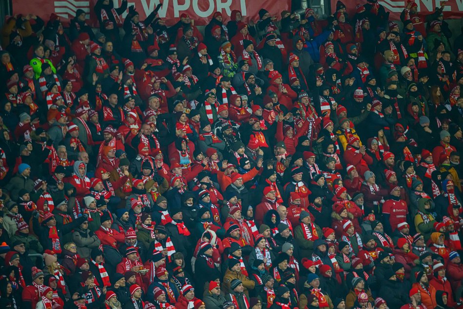 Łódź. Kibice na meczu Widzew Łódź - Cracovia. Byłeś/aś? Znajdź się w galerii!