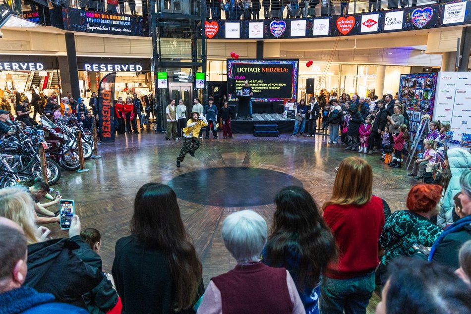 Łódź. WOŚP 2025 w Łodzi. Masa wydarzeń w Manufakturze dzień przed wielkim finałem