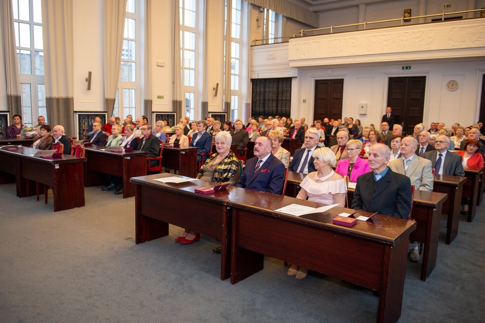 Medale za długoletnie pożycia małżeńskie