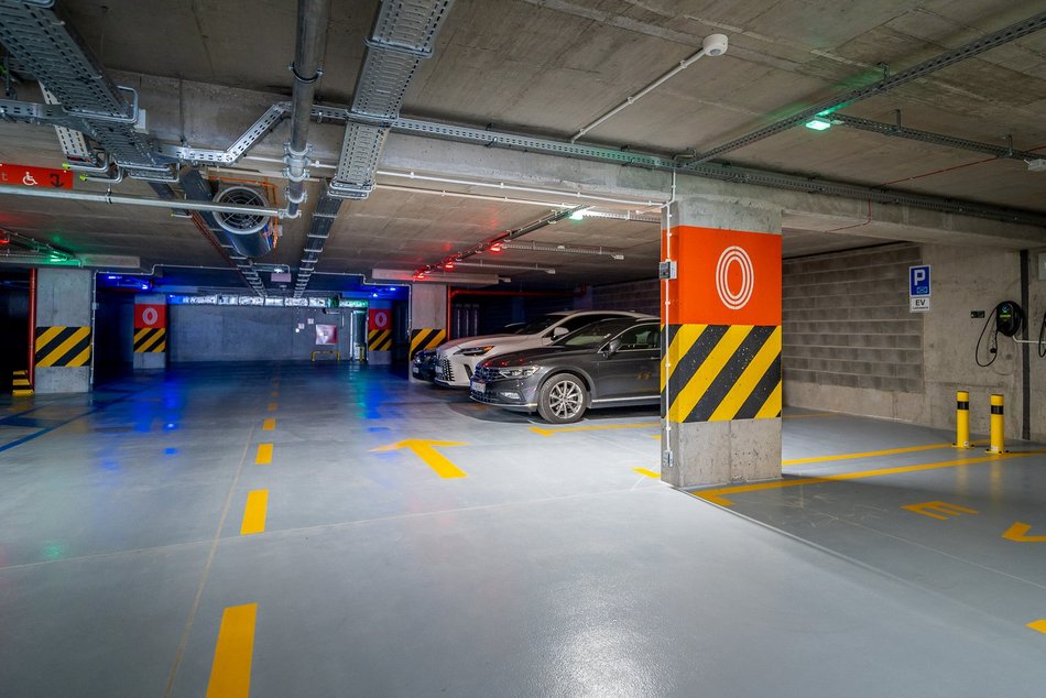 Pierwszy parking wielopoziomowy w Łodzi otwarty! Godzina postoju tańsza niż przy ulicy!