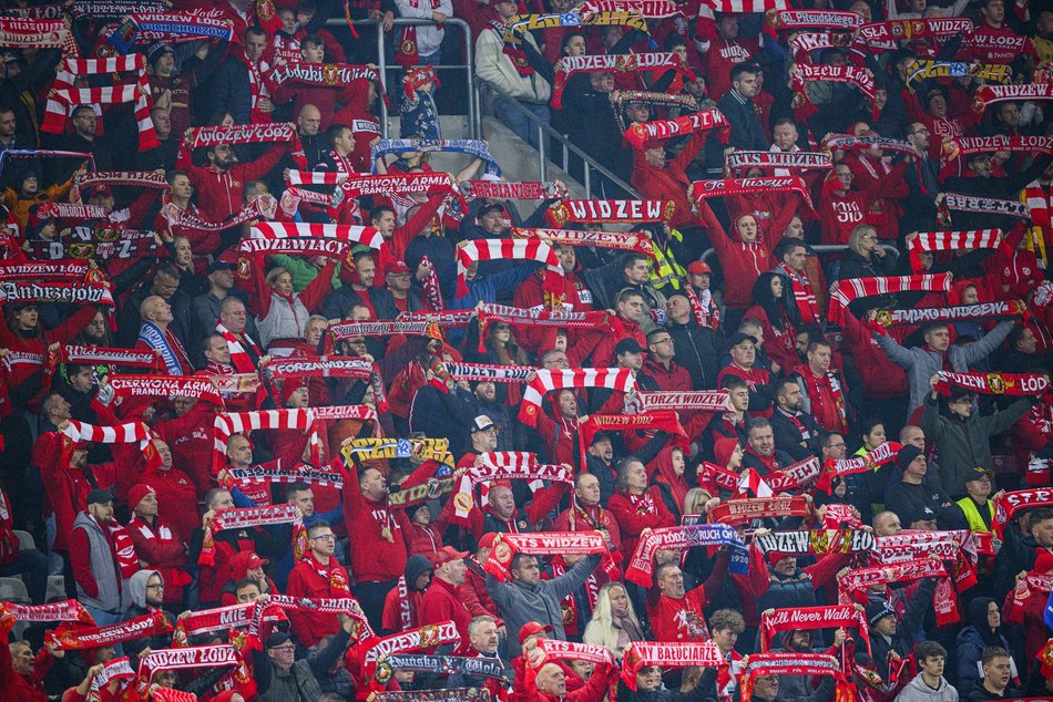 Kibice na meczu Widzewa Łódź z Górnikiem Zabrze