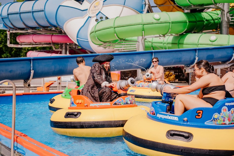 Łódź. Aquapark Fala w Łodzi ma już 18 lat! Ale to zleciało! Zobacz, jak zmieniło się to miejsce