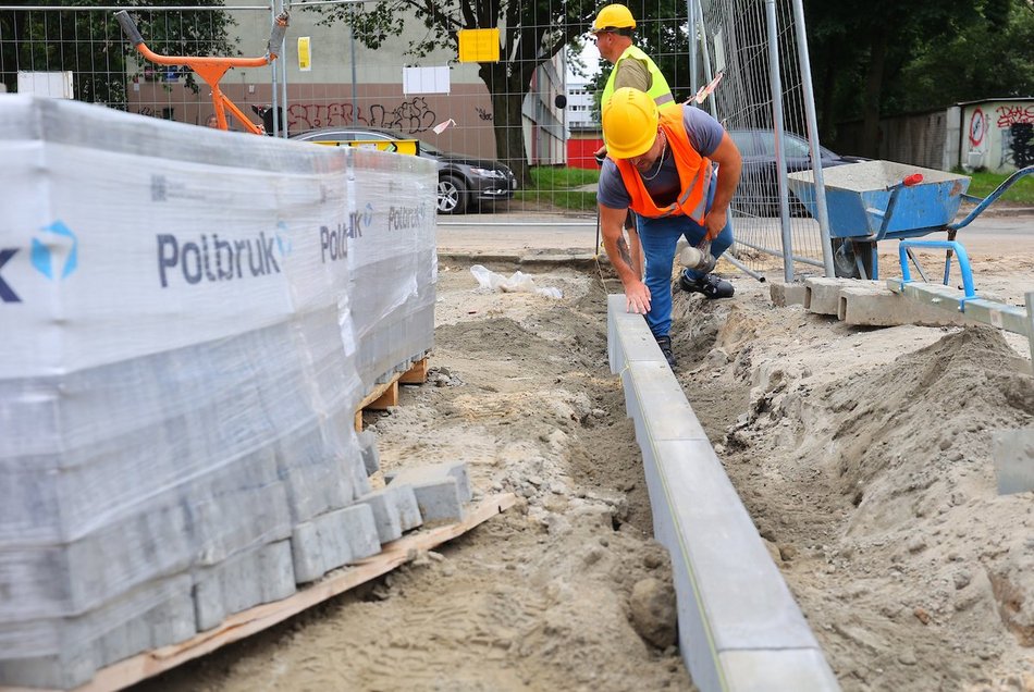 Łódź. Nowy pawilon handlowy przy Górniczej w Łodzi. Budowa na Bałutach nie zwalnia tempa