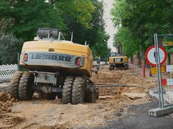 Łódź. Remont Kniaziewicza w Łodzi. Podbudowa pod nową drogę i zmiany w ruchu