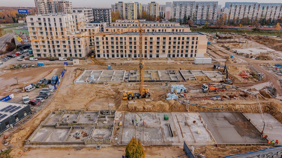 Łódź. Mieszkania zamiast Tesco. Zobacz, jak powstaje osiedle Zenit na Widzewie