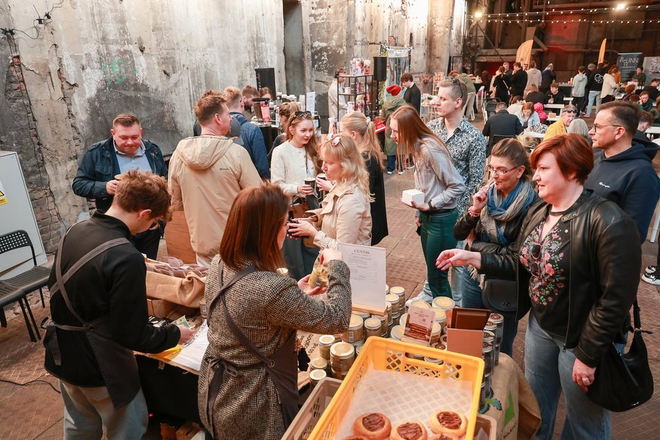 Tłumy na Słodkim Targu w Fuzji w Łodzi. Byłeś? odszukaj się w galerii!