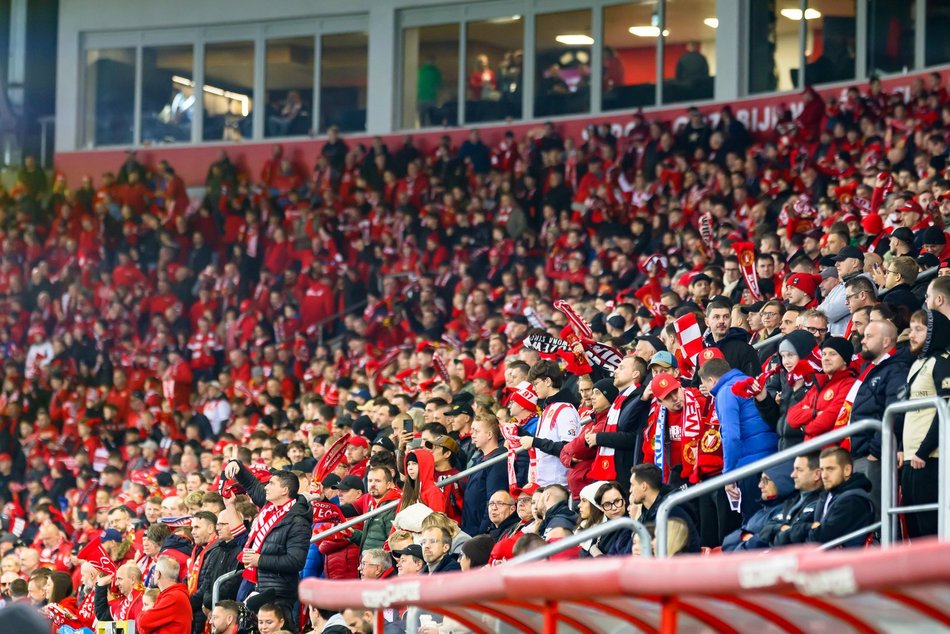 Kibice na meczu Widzewa Łódź z Legią Warszawa. Byłeś/aś? Odszukaj się w galerii