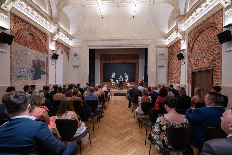 Łódź. Niezwykły ślub w Grand Hotelu w Łodzi. Para młoda wylicytowała go na aukcji WOŚP