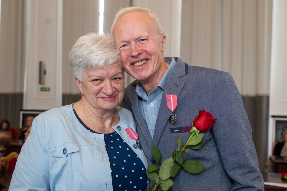 Łódź. Medale za długoletnie pożycie małżeńskie. Ich miłość przetrwała pół wieku!