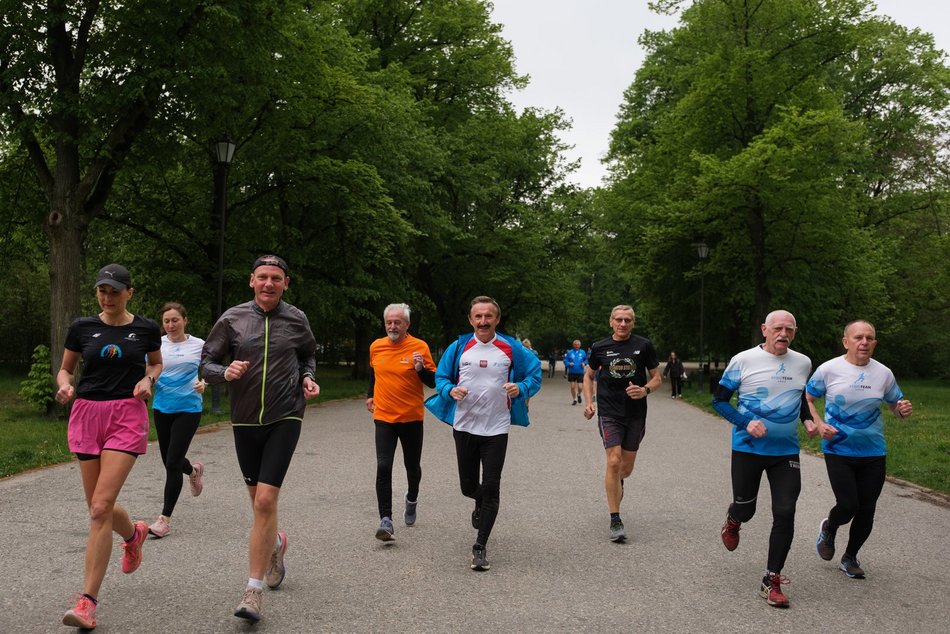 Łódź. Sport nie pyta o wiek! Biegacze z Rysio Team Łódź są tego przykładem!