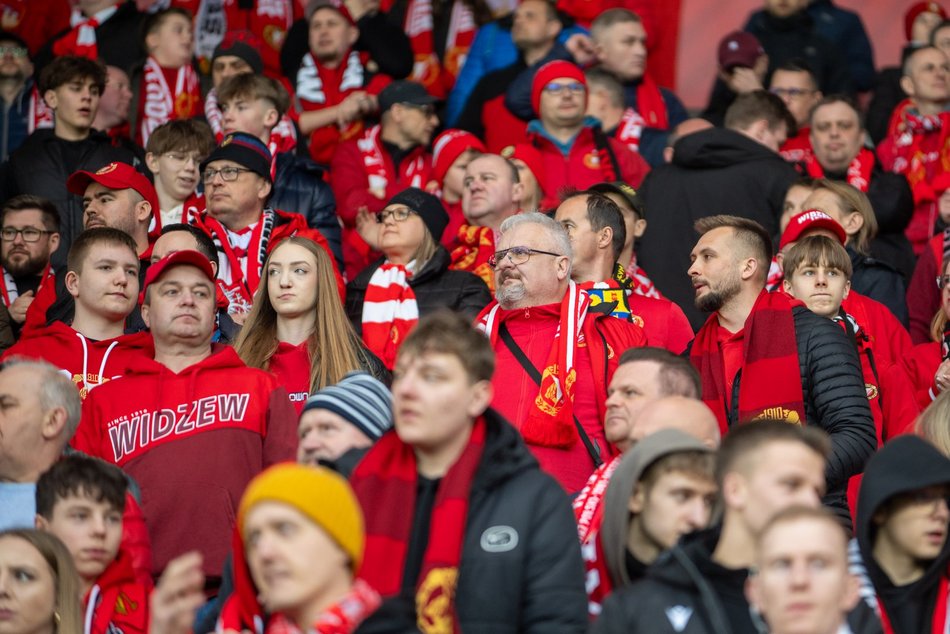 Łódź. Kibice na meczu Widzewa Łódź z Górnikiem Zabrze. Byłeś/aś? Znajdź się w galerii!