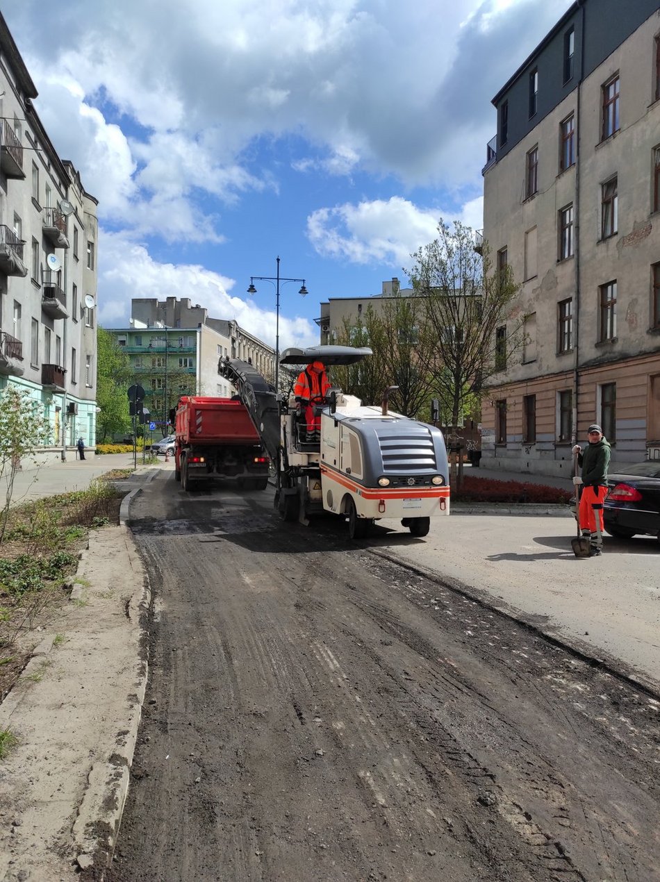 Drogowcy pracowali m.in. przy Więckowskiego