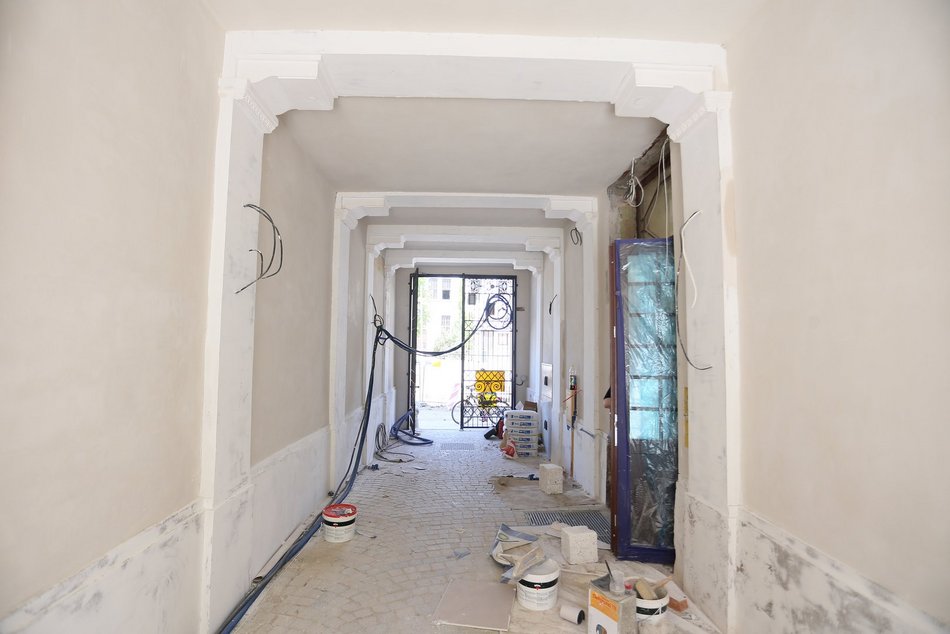 remontowana kamienica