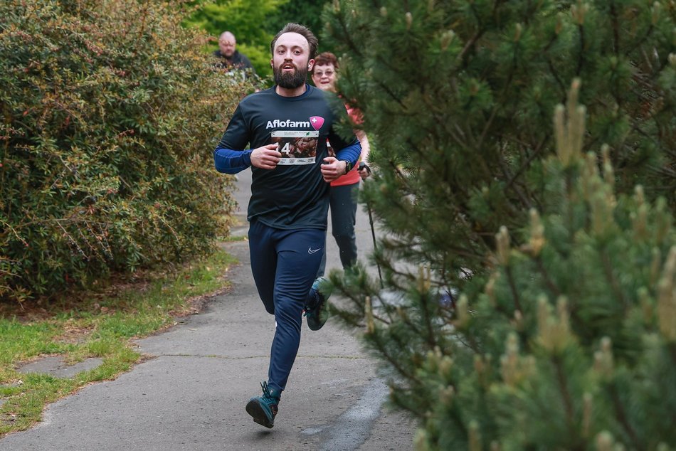 Łódź. Botaniczna Piątka. Setki łodzian pobiegły w Ogrodzie Botanicznym w Łodzi