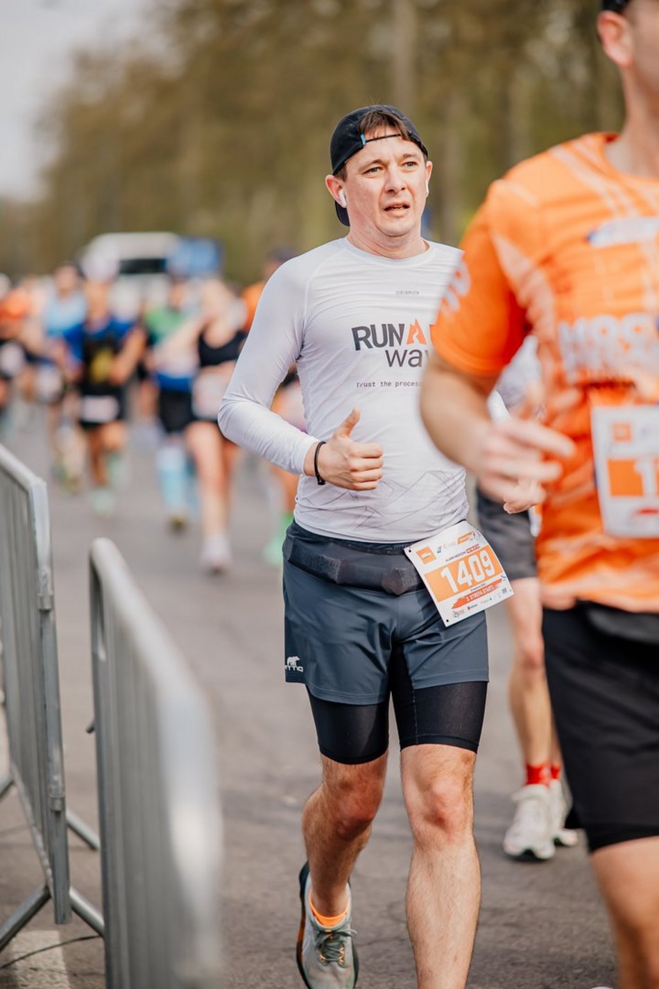 Łódź. DOZ Maraton Łódź 2026. Brałeś udział w biegu? Odszukaj się w galerii i zapisz na pamiątkę!