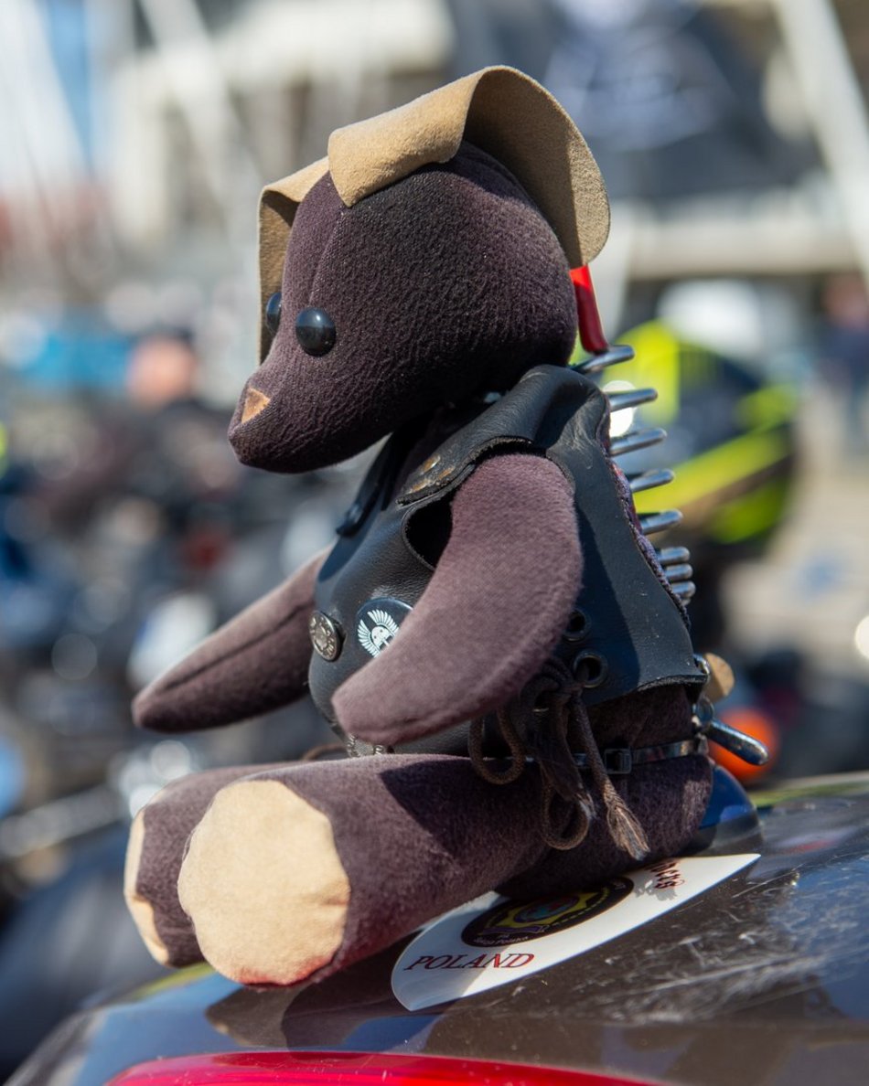 Parada motocyklistów przejechała ulicami Łodzi. Sezon rozpoczęty! Byłeś?