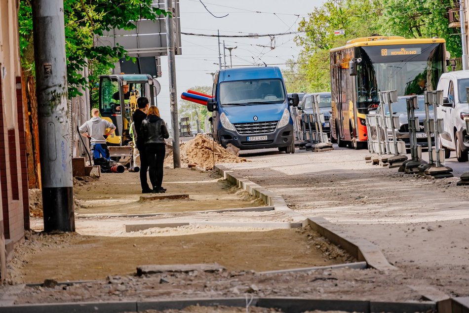 Łódź. Remont Pabianickiej w Łodzi. Drogowcy dokonali pierwszych rozbiórek