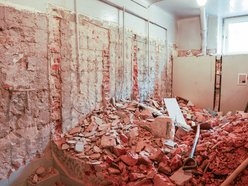 Łódź. Wakacyjne remonty szkół w Łodzi. Trwają prace w ponad 30 placówkach