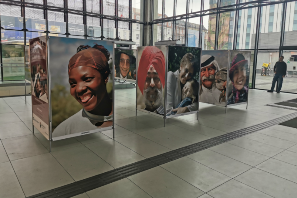 Łódź. Masz najpiękniejszy uśmiech w Łodzi? Zobacz wystawę fotograficzną i weź udział w konkursie!