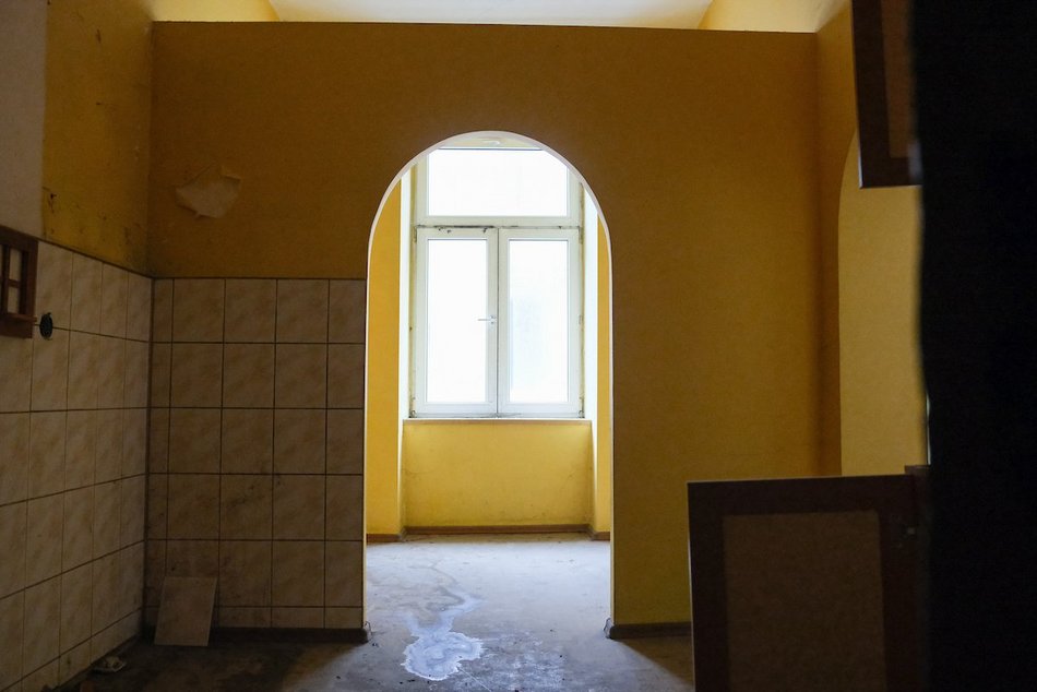 Łódź. Kamienica przy ul. Włókienniczej 17