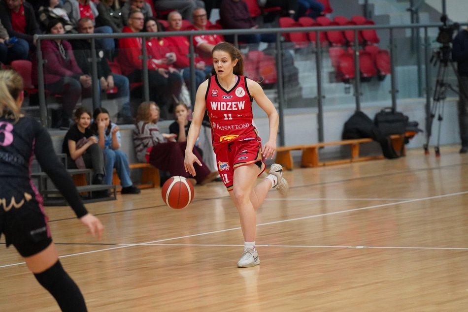 Koszykarki Widzewa Łódź przegrał ze Spartą Ziębice