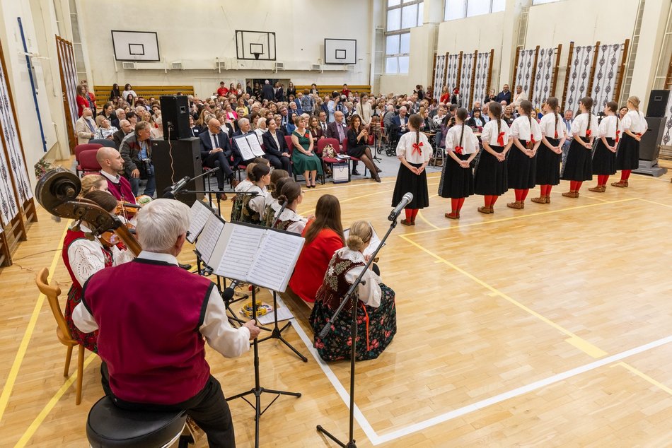 Łódź. XXIII Liceum Ogólnokształcące w Łodzi świętuje 80-lecie. To się nazywa świętowanie!
