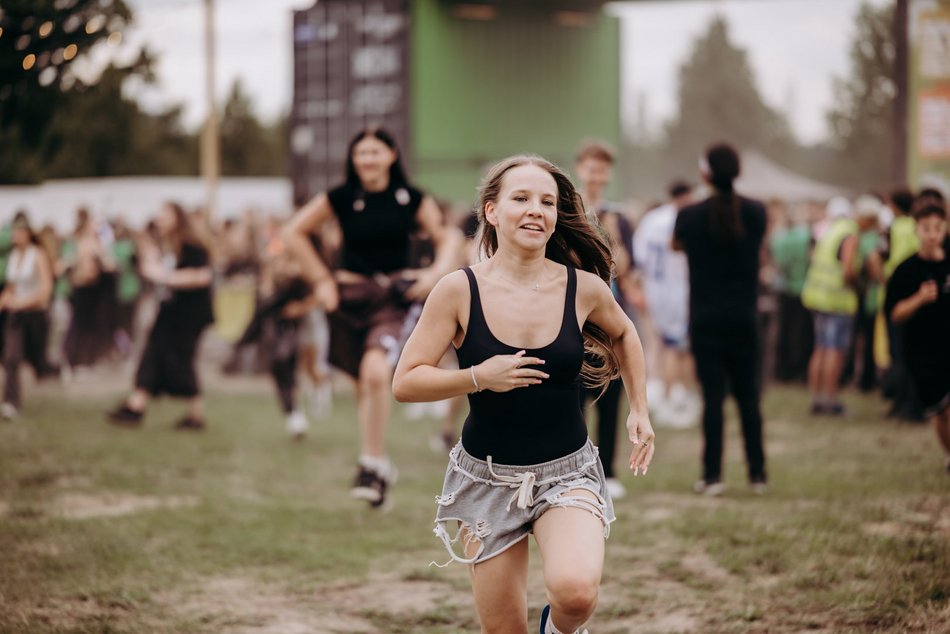 Łódź Summer Festival 2025 wystartował! Otwarcie bram i tłumy biegnące pod scenę!