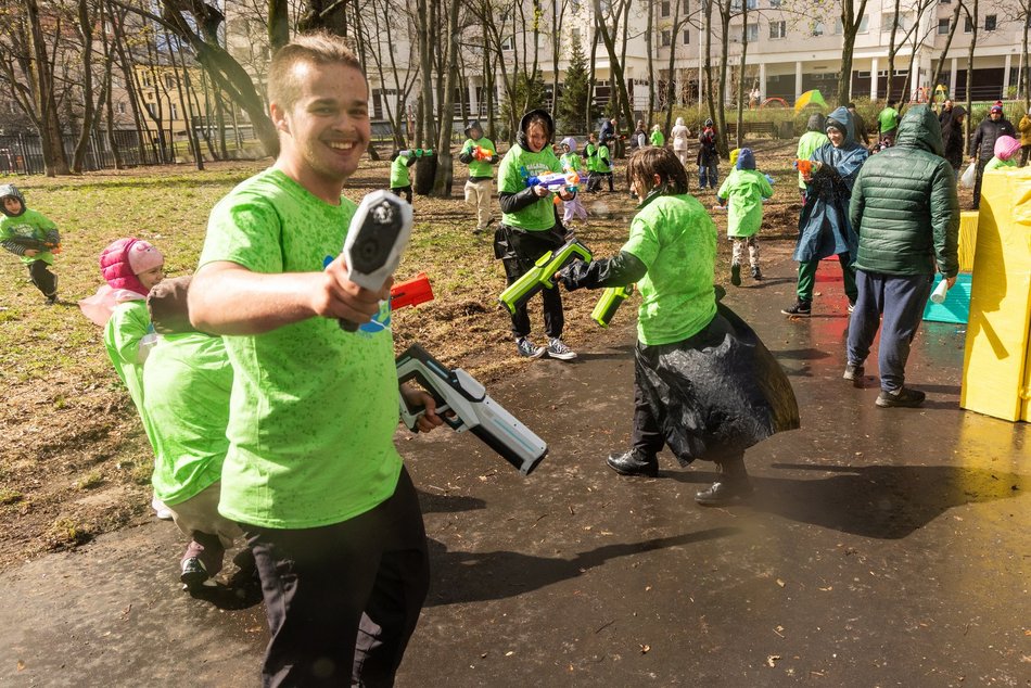 Łódź. Lany Poniedziałek na Manhattanie w Łodzi. Tak Łodzianie celebrowali śmigus-dyngus!