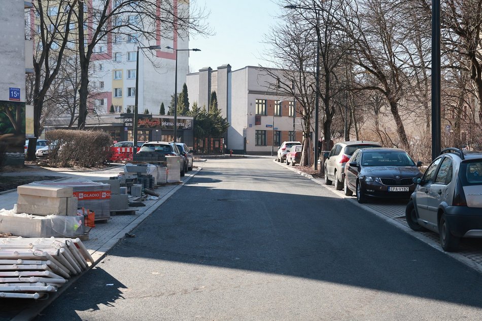 Łódź. Remont Leczniczej w Łodzi. Trwają ostatnie prace przed otwarciem ulicy