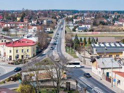 Łódź. Remont dworca w Sulejowie. Drewniane perony, poczekalnia i nowa zieleń odmienią betonowy plac!