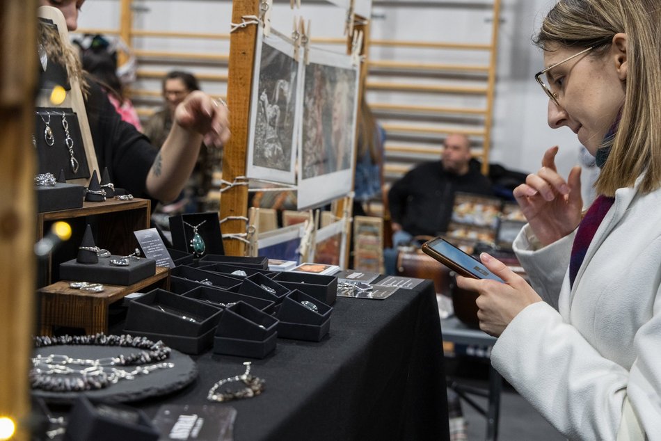 Łódź. Świąteczne Targi Starocie na Księżym Młynie w Łodzi. Znajdziesz tam unikatowe prezenty