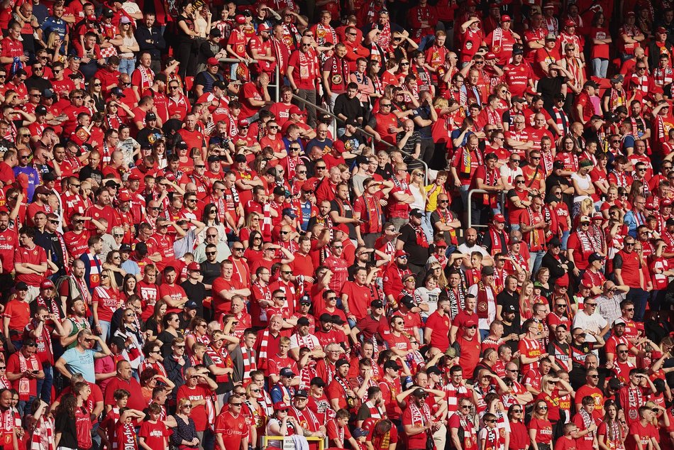 Kibice Widzewa Łódź na meczu z Koroną Kielce