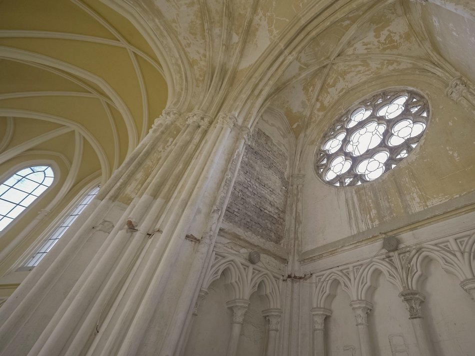 Kaplica Karola Scheiblera. Zajrzyj do wnętrza architektonicznej perły Europy!