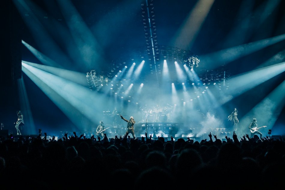 Łódź. Ghost w Atlas Arenie w Łodzi. Teatralny rock ze Szwecji wypełnił halę!