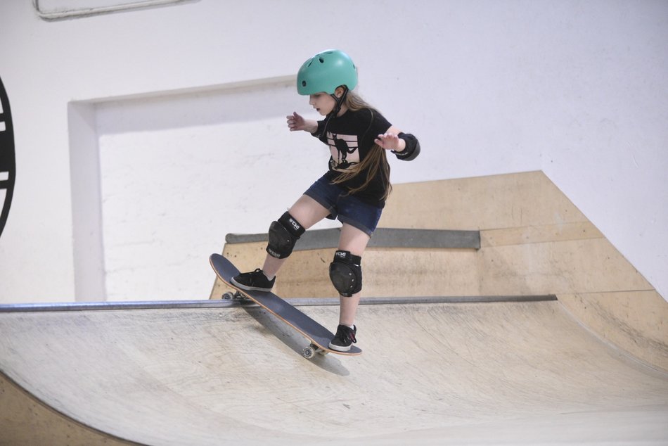 Łódź. Super Skate Szkółka Piotra Dabov - Łódź Skate Club (ul. Łąkowa 3/5)