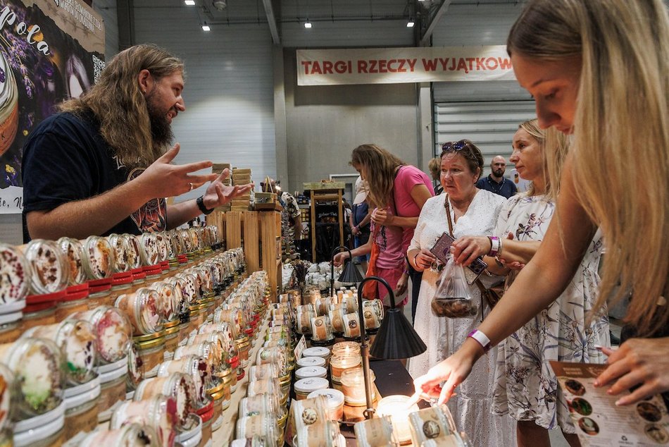 Co robić w Łodzi w pierwszy dzień wiosny? Targi rzeczy wyjątkowych, bazar w Ogrodach Geyera