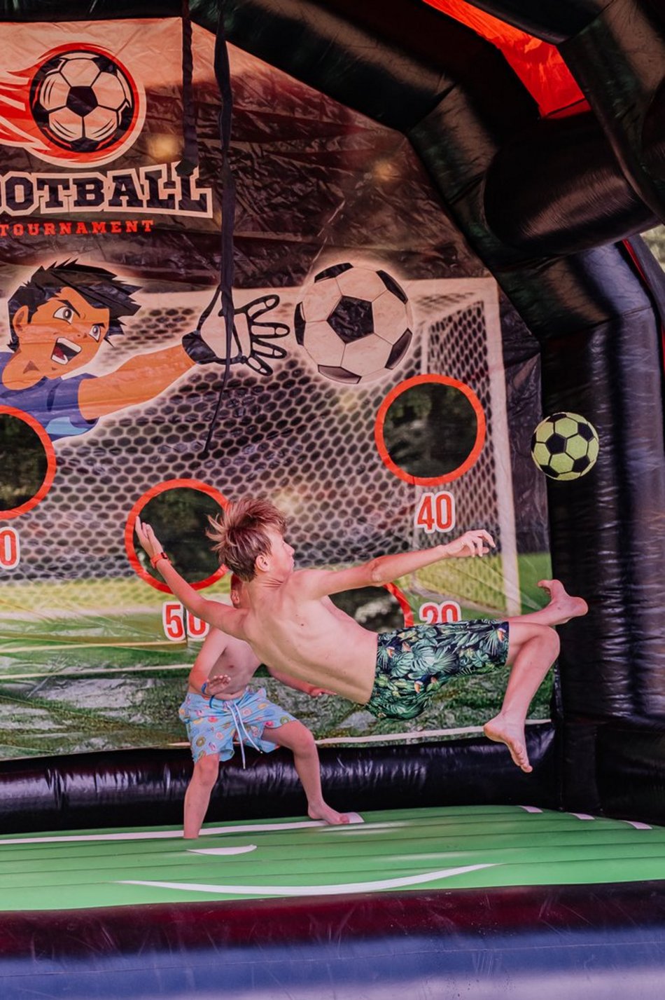 Łódź. Wakacyjna wyprawa w Aquaparku Fala w Łodzi. Kierunek: Brazylia!