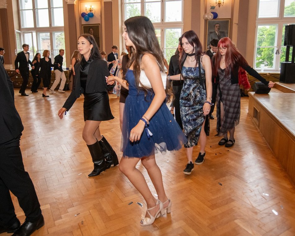 Łódź. A po maturze… bawiliśmy się doskonale! Bal pomaturalny w III LO w Łodzi